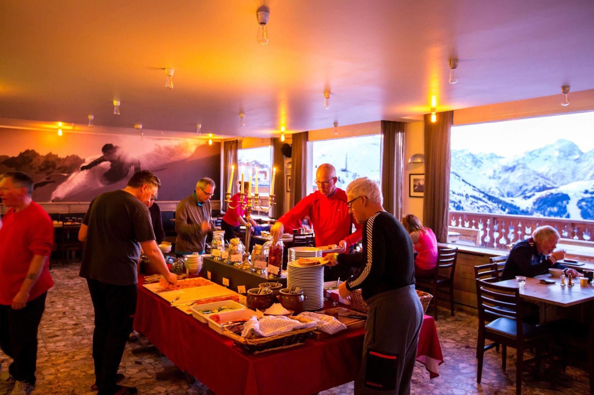 Langley Hotel Le Petit Prince Alpe d'Huez Dış mekan fotoğraf